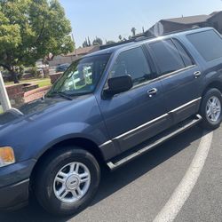 2004 Ford Expedition