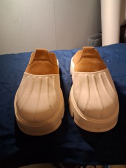 Slip-On Sneakers White Rubber Toe Cap