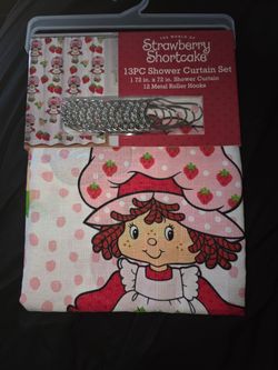 Strawberry 🍓 Shortcake Shower Curtain