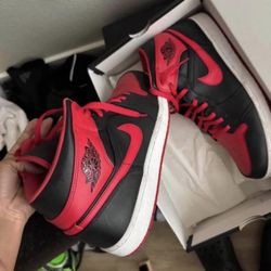 Jordon 1 Mid alternative Bred