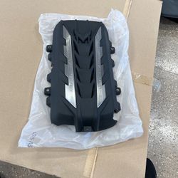 2023 Chevrolet Corvette C8 Engine Cover