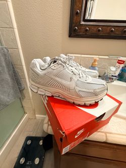 Nike Vomero 5
