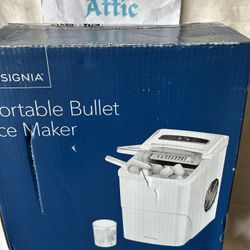 🧊 Insignia™ Portable Ice Maker – White – Fast Ice, Easy to Use!
