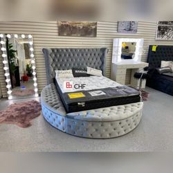 Queen or King storage bed Frame (Mattress sell seperately )