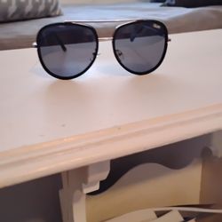 Quay Aviator Sunglasses 