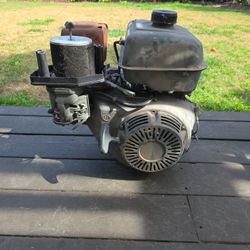 15hp Motor. Honda Clone