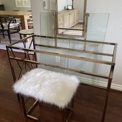 MakeUp Vanity Gold With Stool