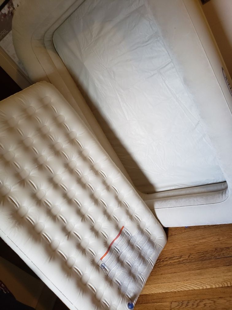 child portable bed intex