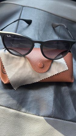 Ray-Ban Erika Classic .Black Sunglasses