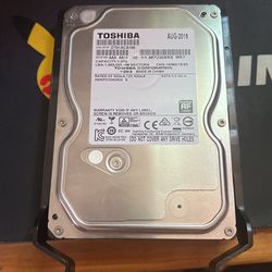 Toshiba Hard Drive 1T(1000 Gigs)