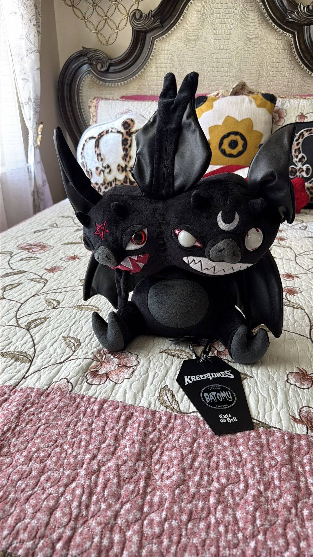 Kill star kreeptures / Batomy plushie!