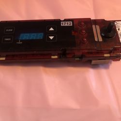Roper Whirlpool Range Control Board / Clock  Part # (contact info removed) 
