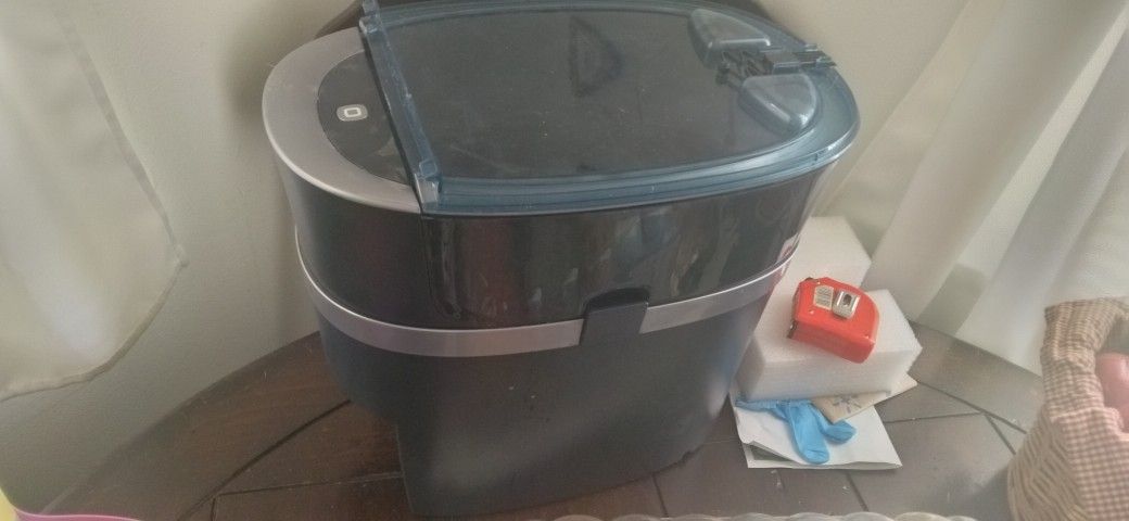 Automatic Animal Feeder