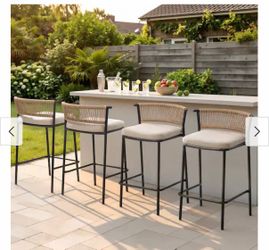 Indoor/Outdoor Patio Metal and Woven Rattan Bar Stool Set 4