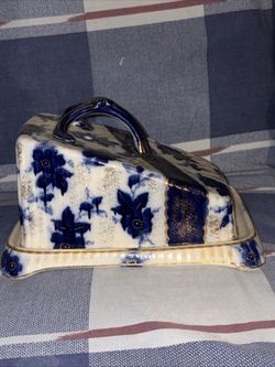 Antique Blue And white butter/cheese Tray Centerpiece
