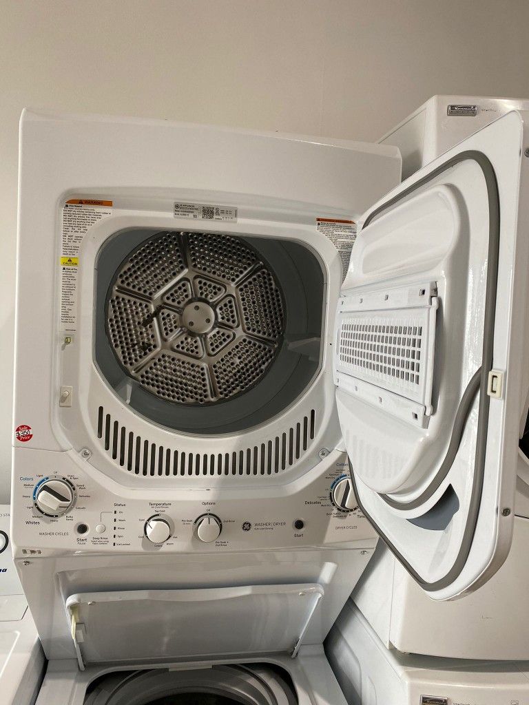 Stackable Washer And Dryer Ge for Sale in Magnolia Square, FL - OfferUp