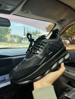 Versace chain reaction