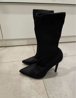 Boots Size 6