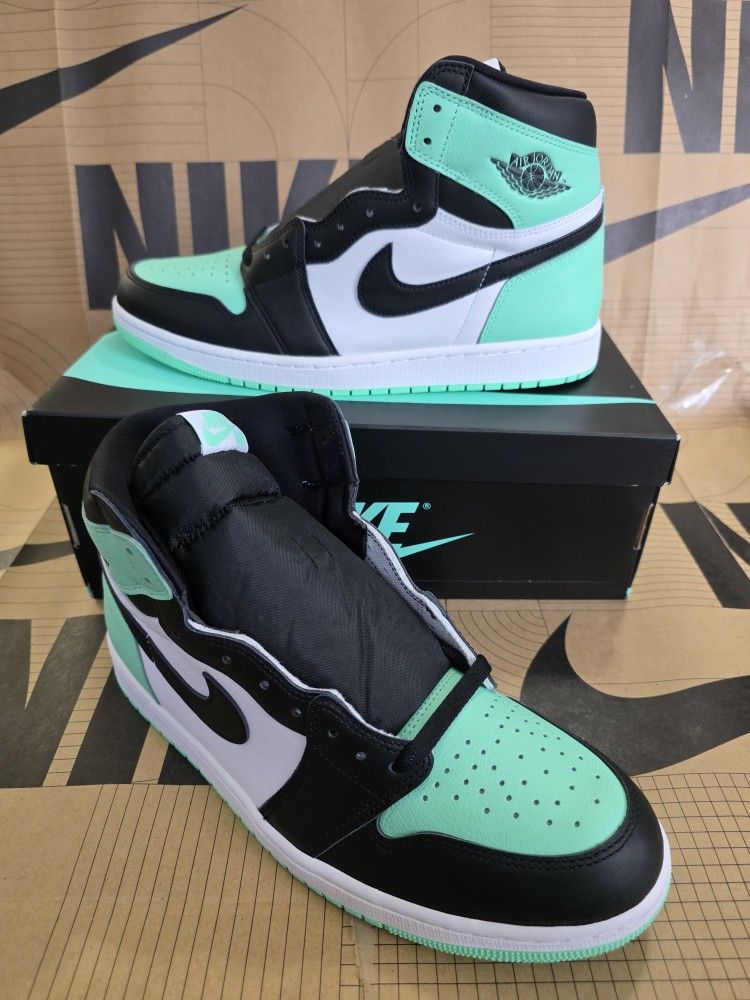 Nike Air Jordan 1 Retro High Green Glow Black Men's Size 13