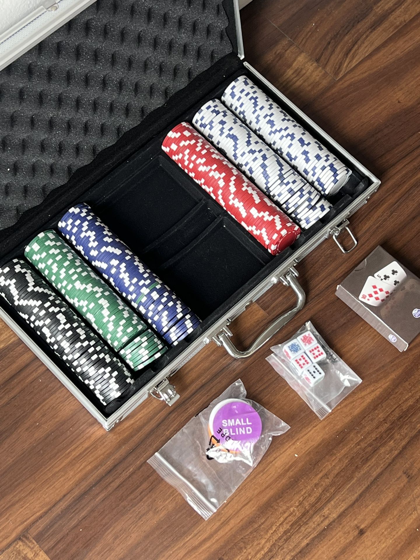 Professional Poker Chip Set with Case — 500 Chips + Cards + Dice