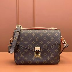 Slanting Shoulder Bag