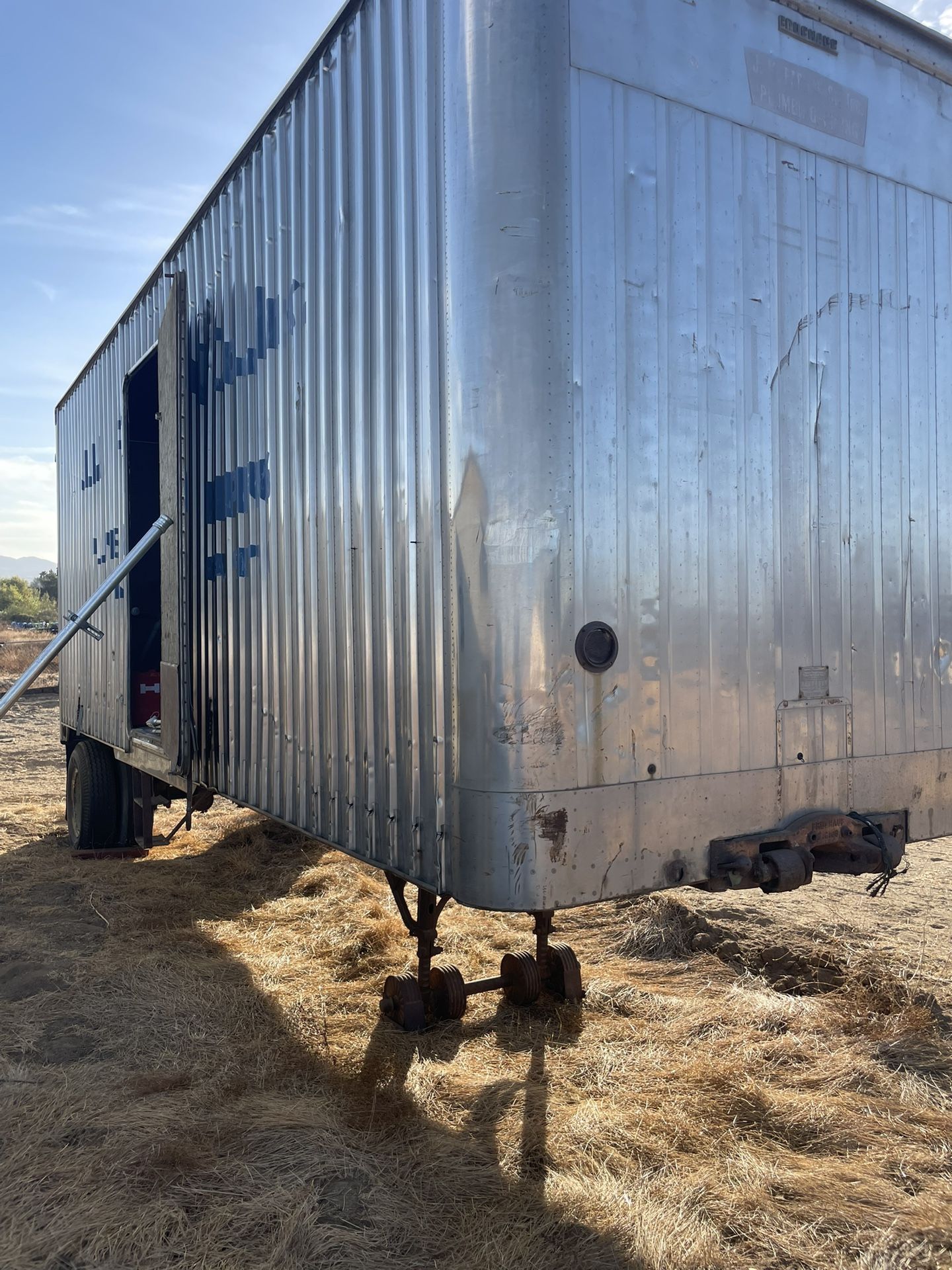 24 ft TRAILER Job Site Storage Aluminum 