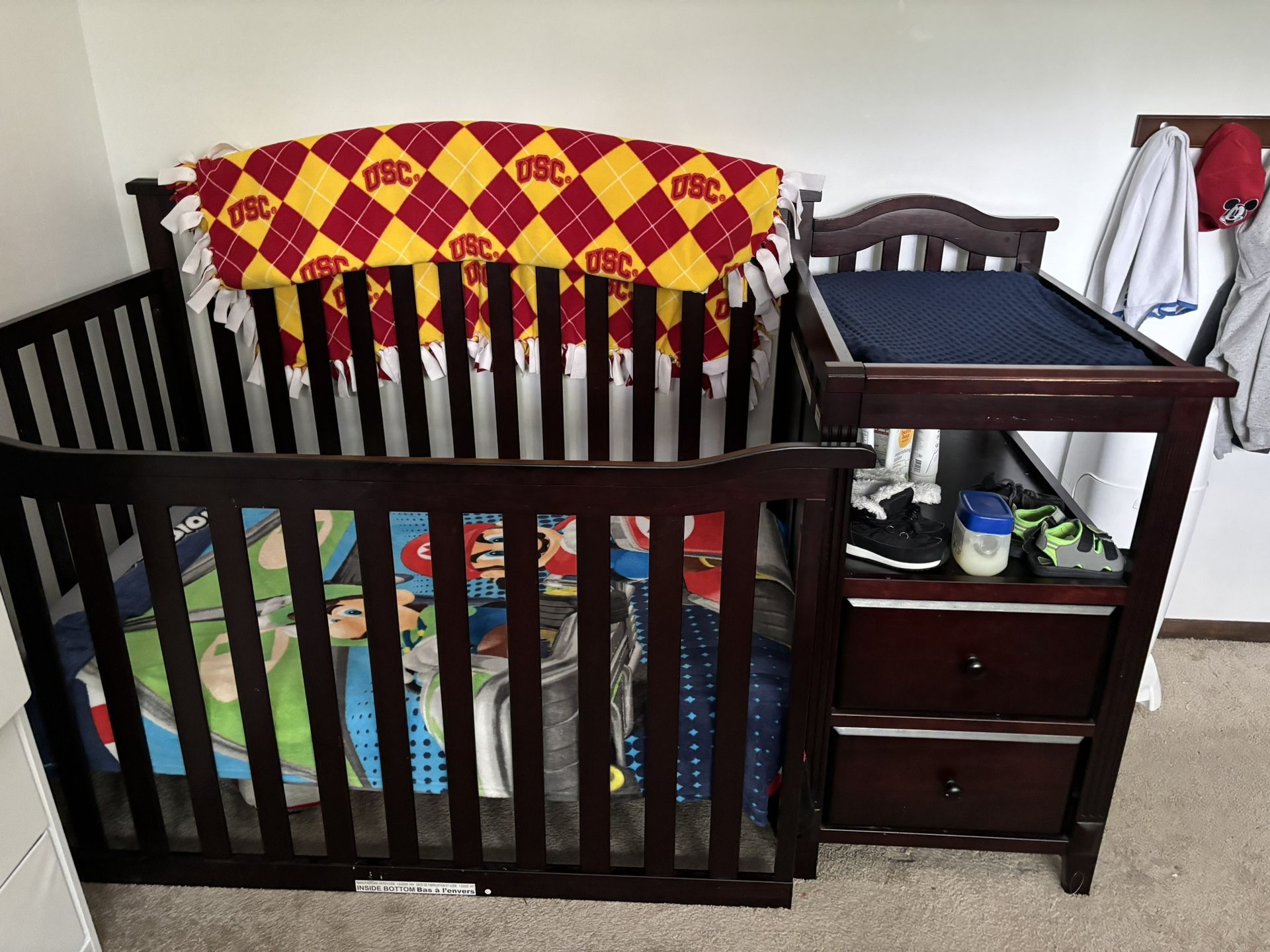 Baby crib With Attached Changing Table