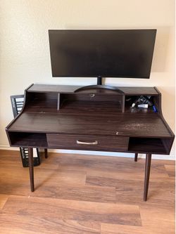 Free Desk