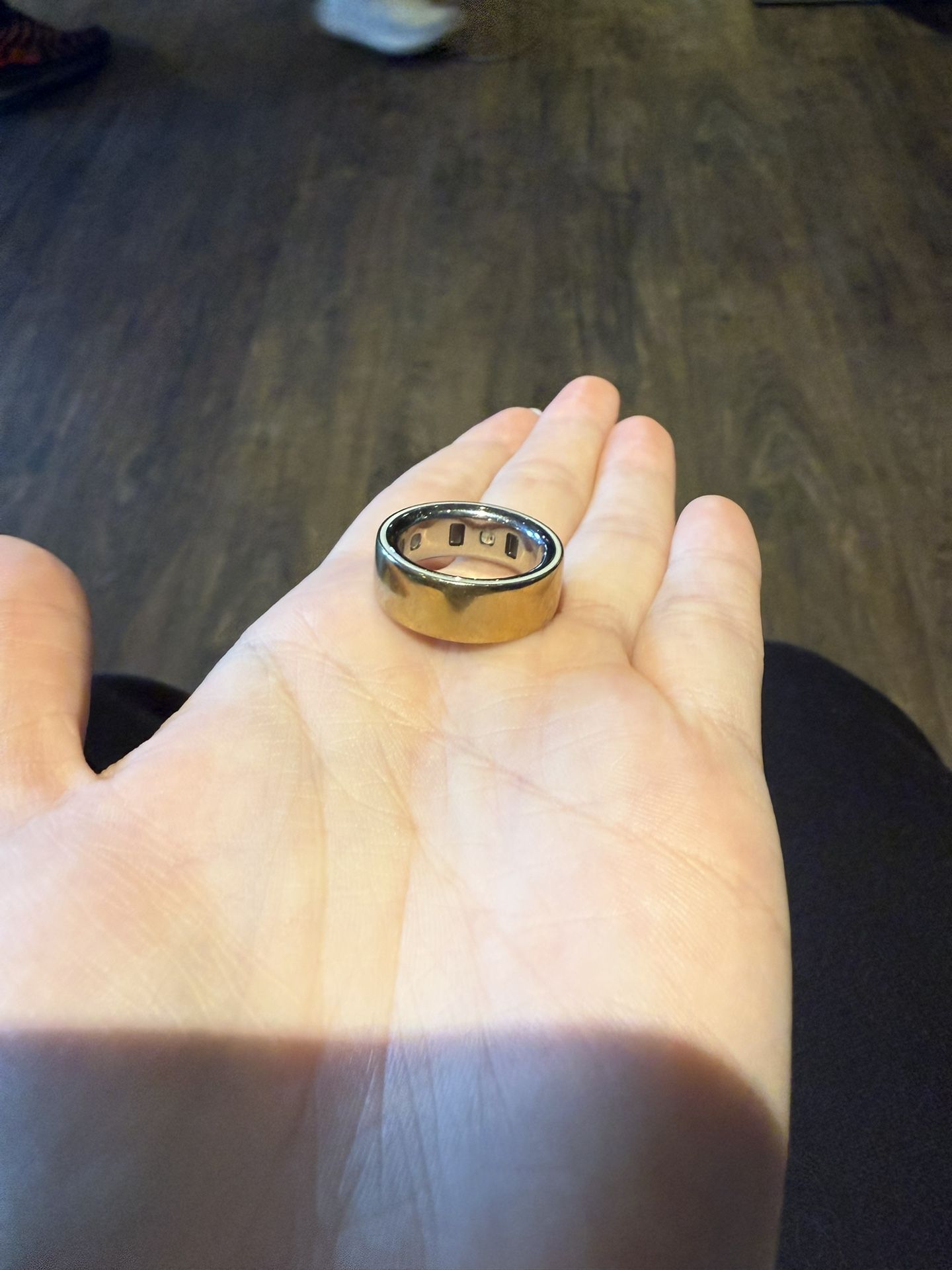 Oura ring Size 8 GOLD