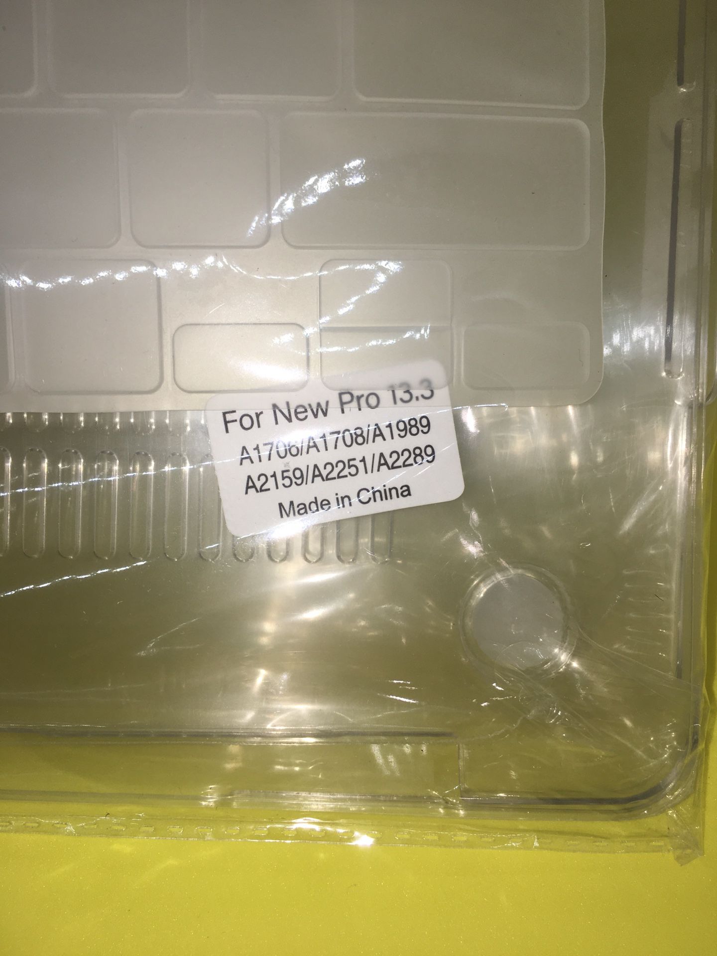 $20 - Mac Pro 13.3 Clear Case 2020 Model