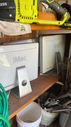 Lot of old iMacs
