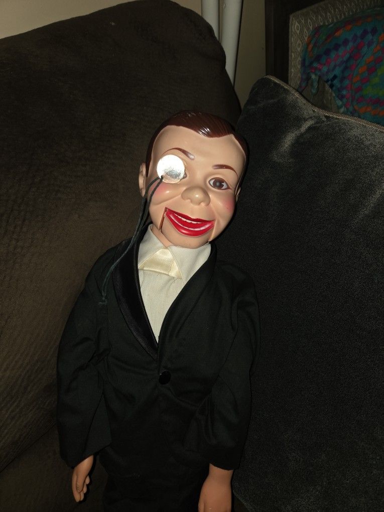 1977 Charlie McCarthy Juro Novelty Co.