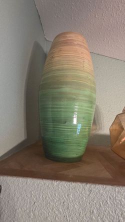 Large 16" Green Ombré Decorative Vase – Modern Home Décor