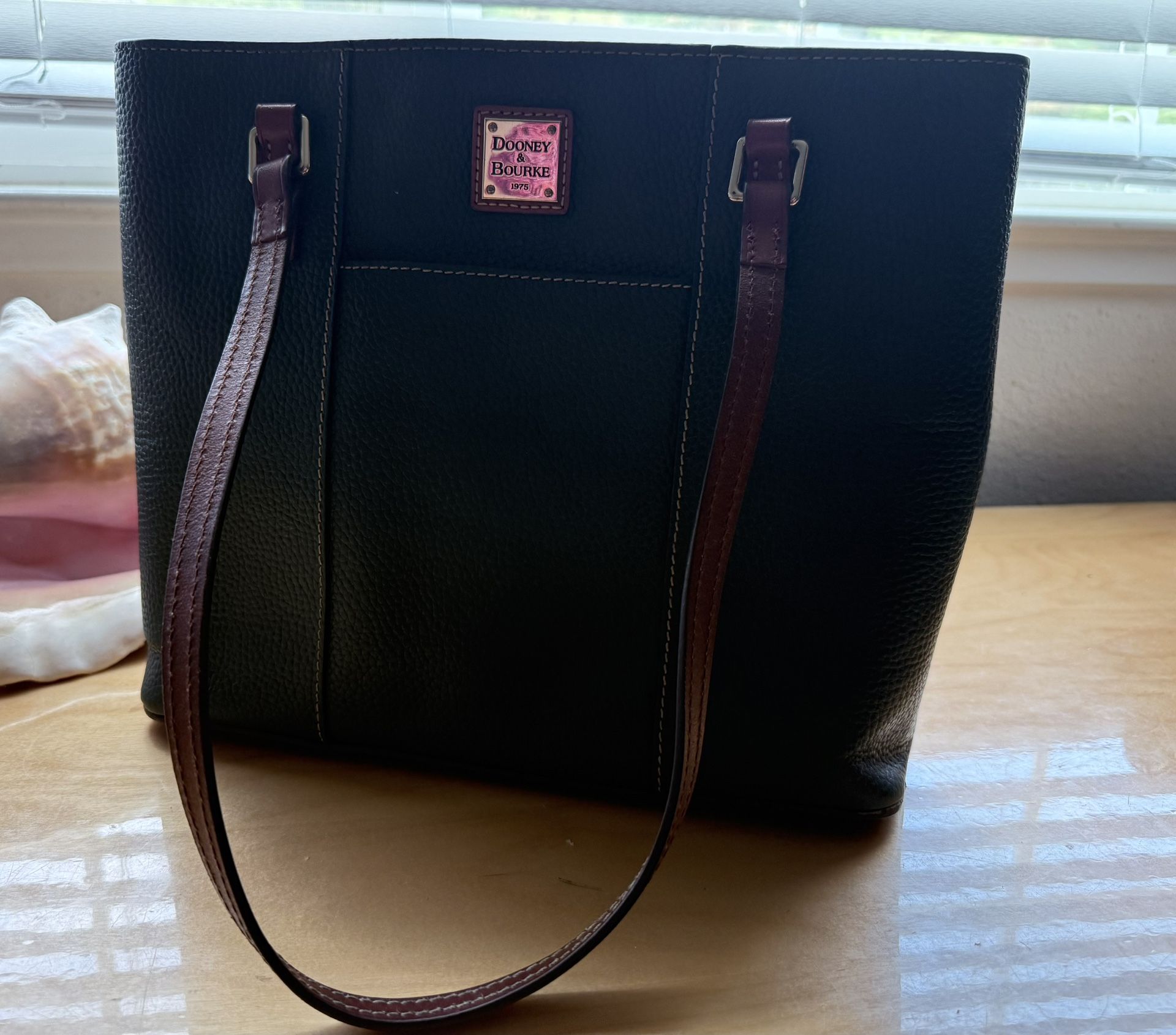 Dooney & burke