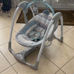 Baby Swing (Ingenuity Cinvert Me 2-in-1)