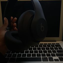 Beats Studio Pro 