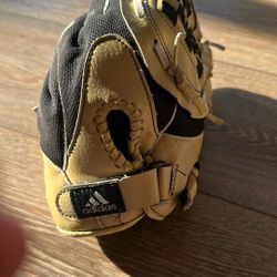 Adidas Baseball Glove