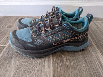Sportiva Women's Hiking Shoes 6.5