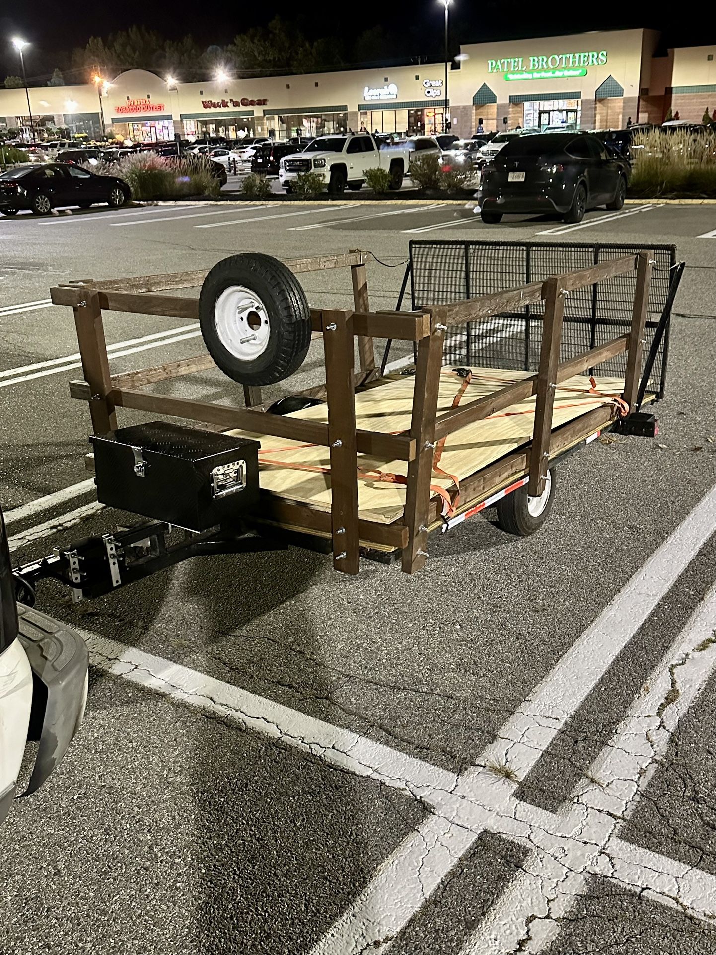 Utility Trailer With Spare Tire