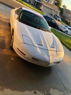 1994 Pontiac Firebird 3.4L V6 manual transmission