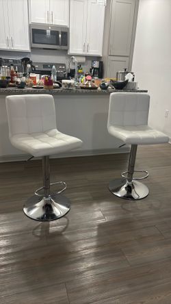 Adjustable Bar stools set of 2