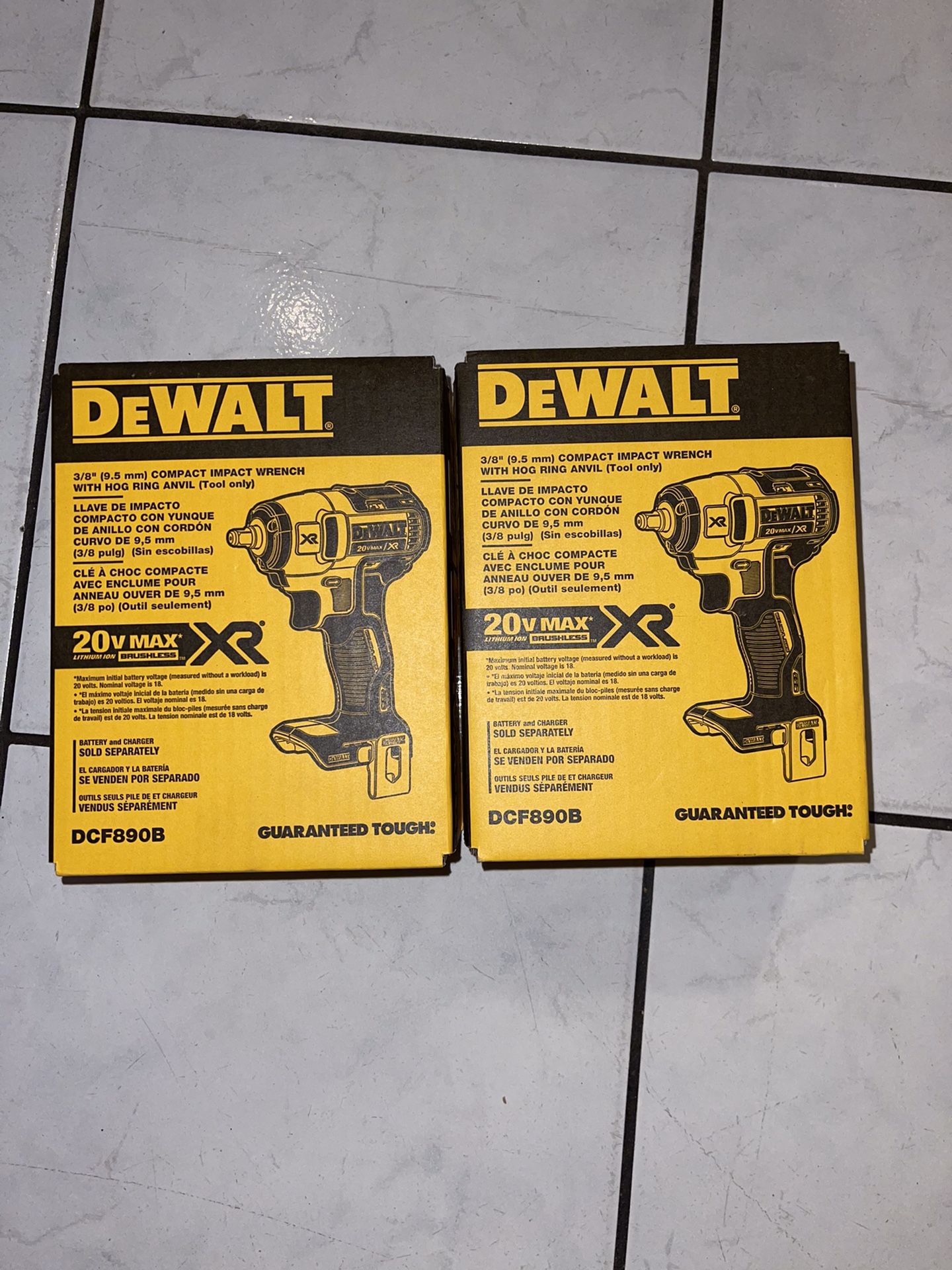 Dewalt 20v MAX XR brushless .3/8 Compact Impact Wrench (tool Only .solo Herramienta )…$110 Each One .cada Uno Price Firm