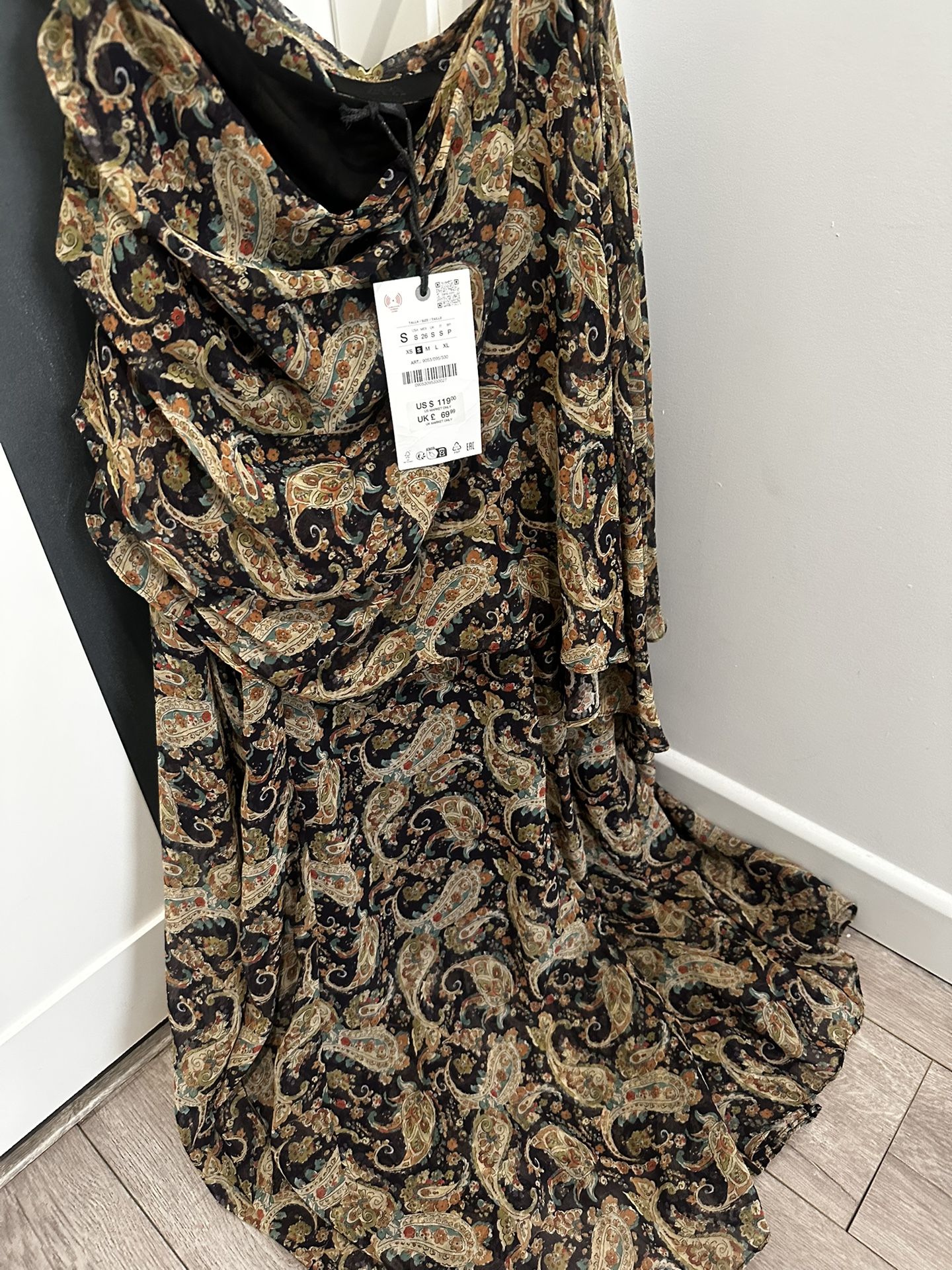 Zara Paisley Long Skirt