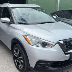 2020 Nissan Kicks