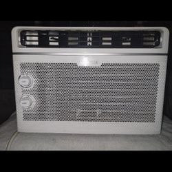 TOSHIBA AIR CONDITIONER 