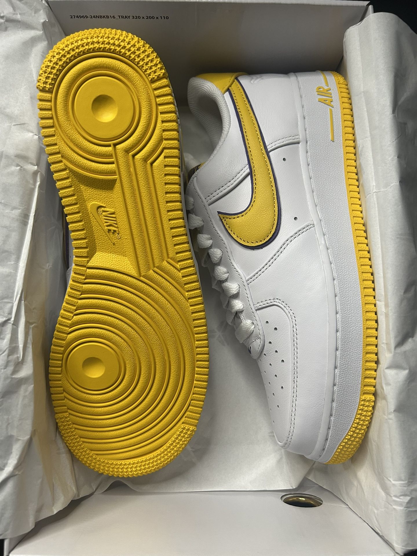 Nike Air Force 1 Low Kobe Lakers Home Size 8 New