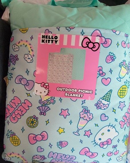 Hello Kitty Picnic Blanket 