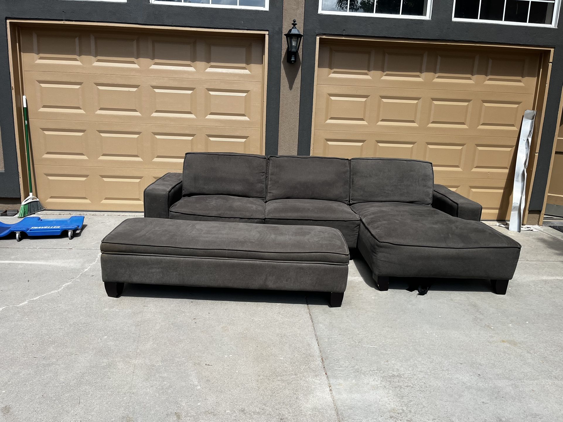 FREE DELIVERY-Grey Sectional Sofa With Storage Ottoman!