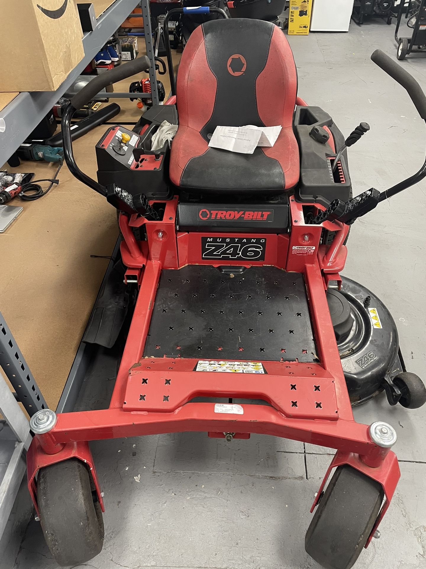 Troy-bilt Riding Lawn Mower