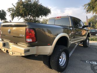 2011 3500 Dodge ram Cummins Dooley crew cab 4 x 4 turbo diesel only 60,000 miles